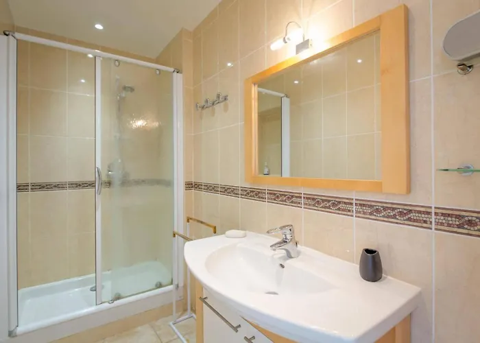 Azur By Сент-Максим